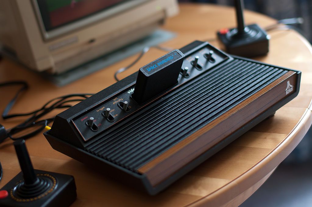 6 Best Retro and Classic Consoles to Buy in 2022