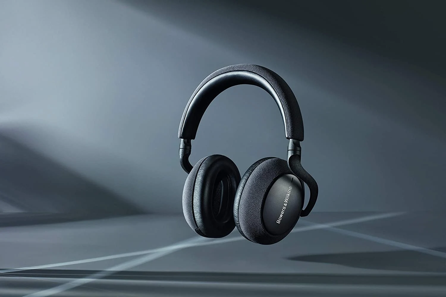 Top 7 Best Noise-Canceling Headphones of 2022