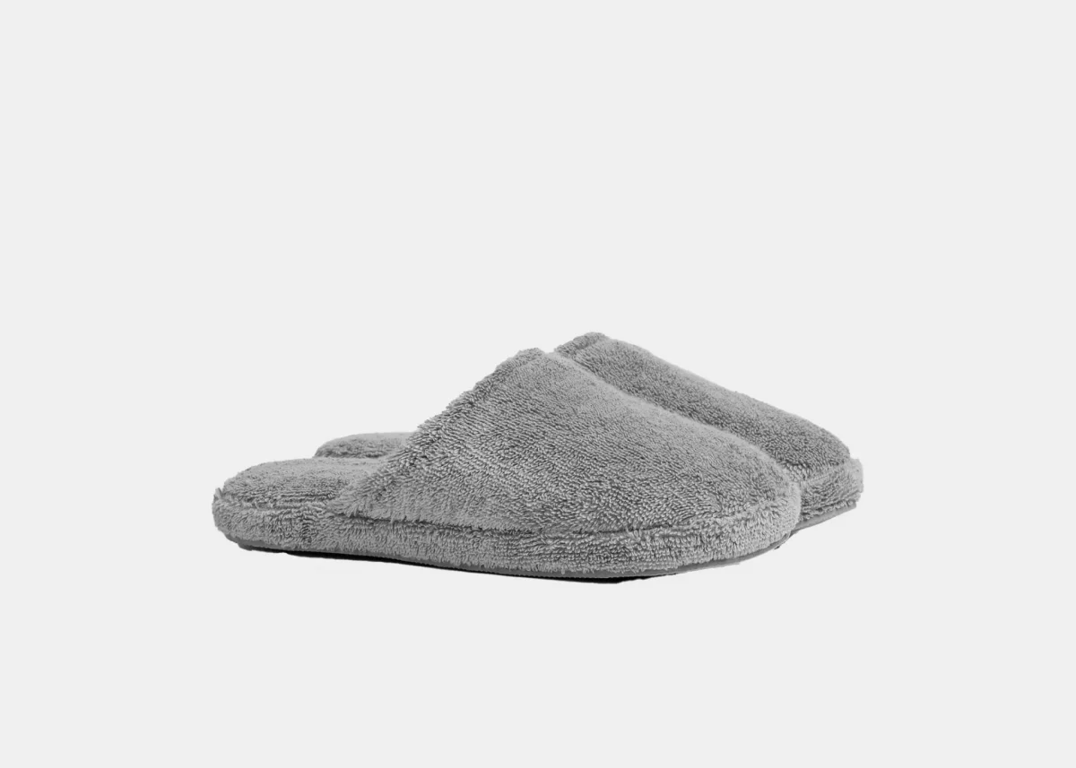 Best women’s slippers according to a podiatrist