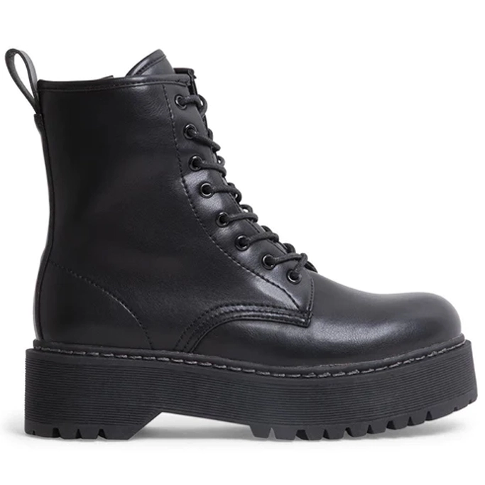 Best combat boots for women this season