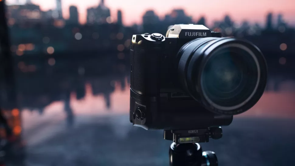 Best mirrorless camera of 2022 - buy the right camera at the right price!