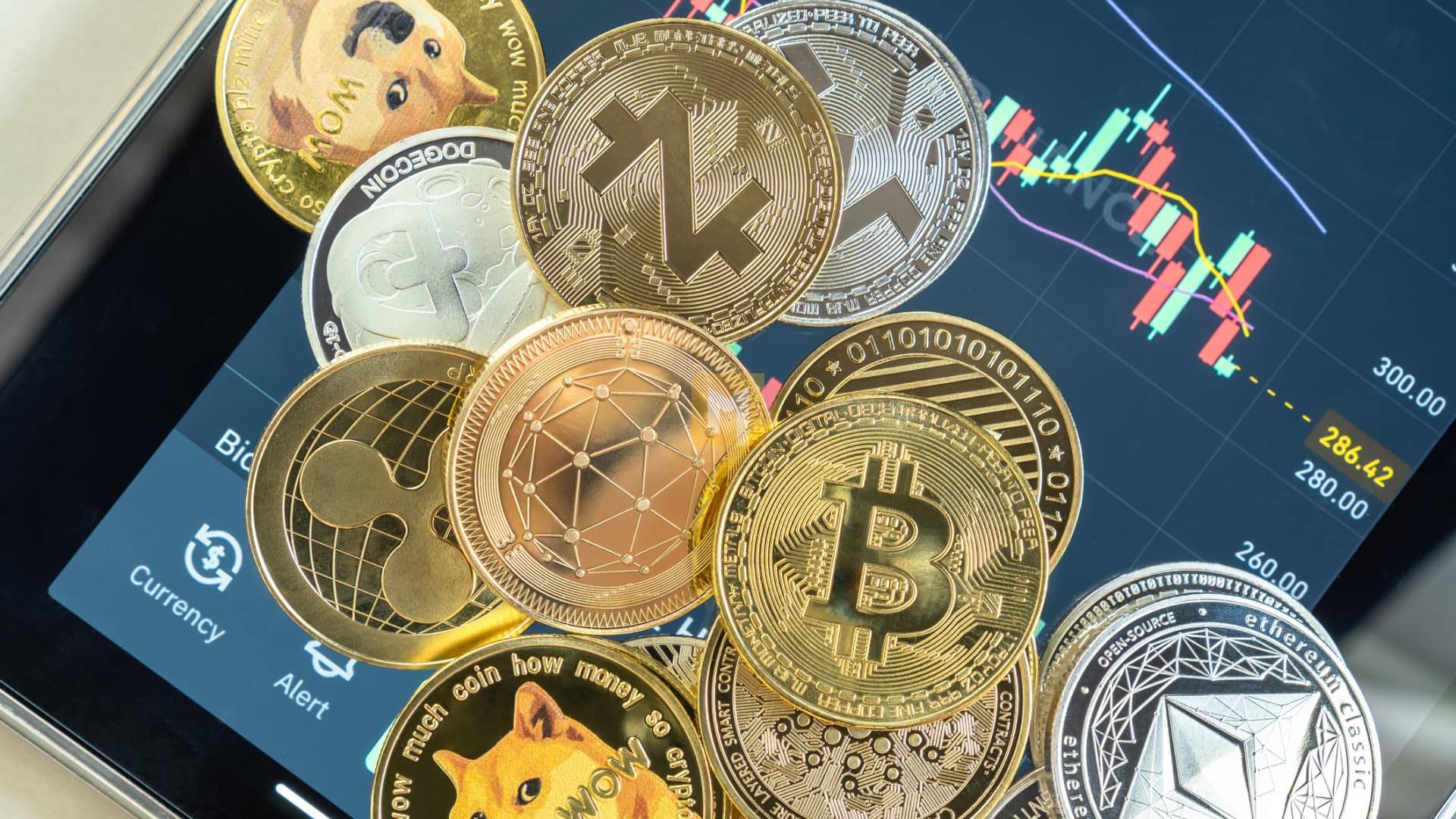 Cryptocurrencies: Should You Invest in Them?