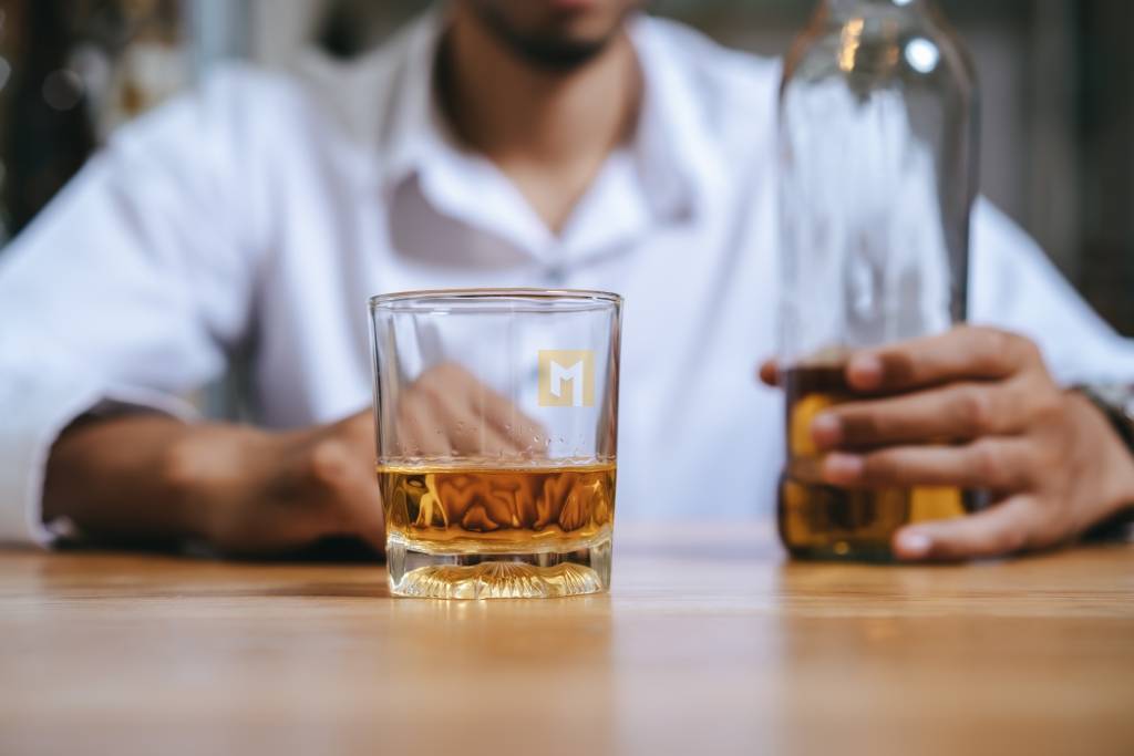 What are the links between alcohol and anxiety?